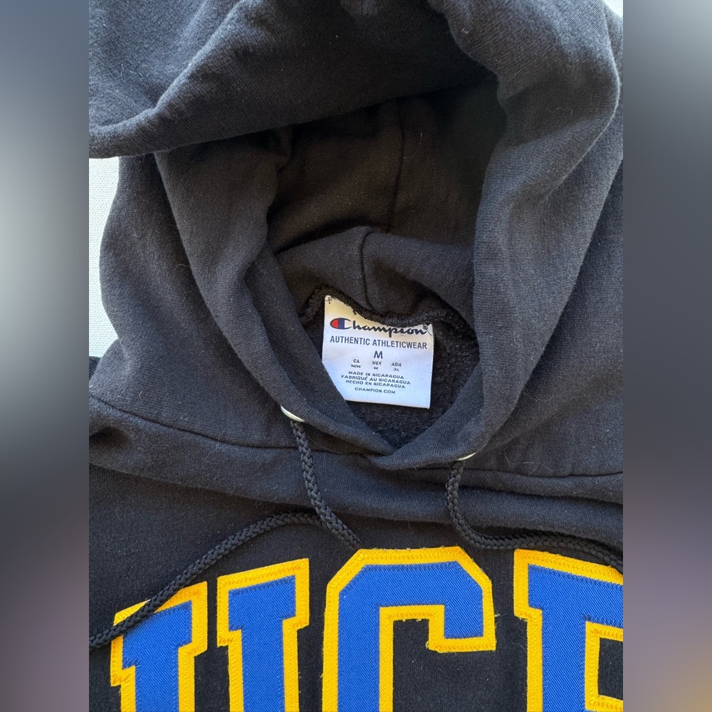 ✨Vintage Champion Black UCR Hoodie✨
‼️see description and photos‼️ - Picture 2 of 8